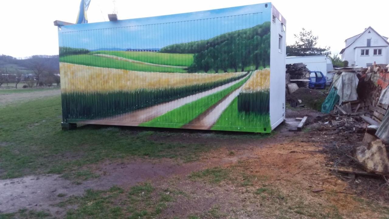 Gemuetlicher Wohnwagen In Der Natur Alheim Εξωτερικό φωτογραφία